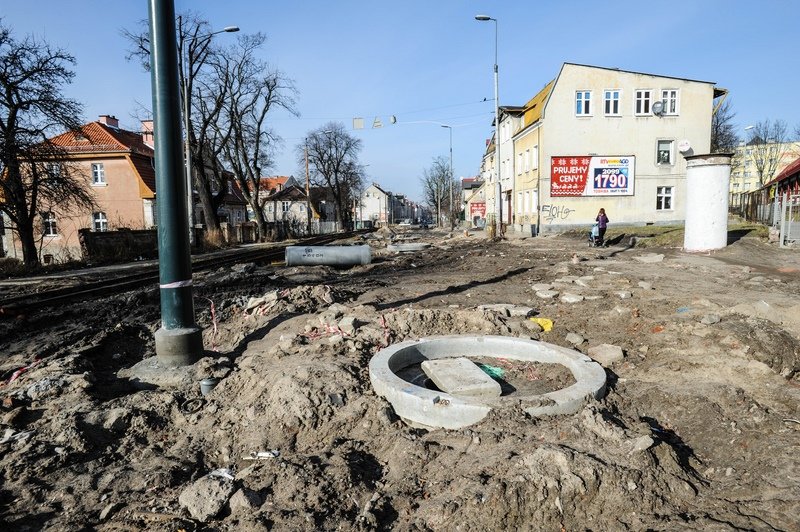 Elbląg, To zdjęcie sprzed kilku dni. Jak zapowiadają władze miasta inwestycja ma zostać skończona do końca sierpnia Elbląg, To zdjęcie sprzed kilku dni. Jak zapowiadają władze miasta inwestycja ma zostać skończona do końca sierpnia