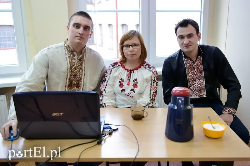 Elbląg, Oni byli na Majdanie: Paweł Żołądek, Anna Hałuszczak i Piotr Szmigielski Elbląg, Oni byli na Majdanie: Paweł Żołądek, Anna Hałuszczak i Piotr Szmigielski