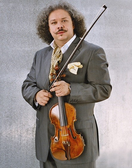 Elbląg, Cygański wirtuoz skrzypiec Roby Lakatos zagra w Elblągu!