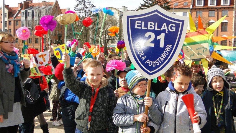 Elbląg, Dzieci z SP 21 powitały wiosnę Elbląg, Dzieci z SP 21 powitały wiosnę