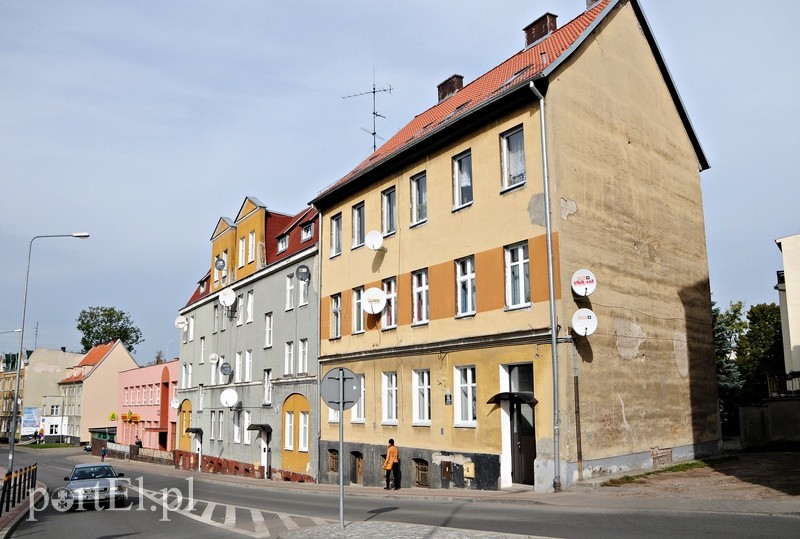 Elbląg, W Elblągu jest ponad 6,5 tys. mieszkań komunalnych. Dług ogólny wynosi dziś blisko 40 mln zł