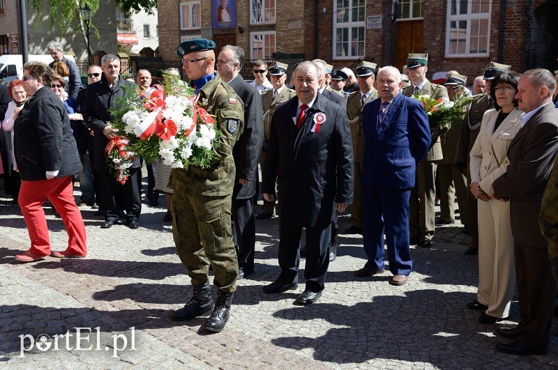 Elbląg, Prezydent Jerzy Wilk złożył kwiaty pod pomnikiem św. Jana Pawła II