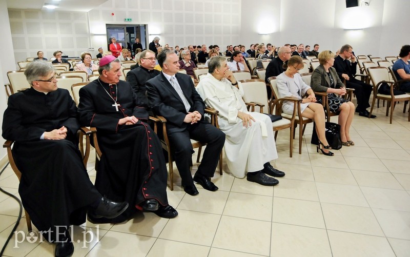 Elbląg, Naukowcy o prawdzie Elbląg, Naukowcy o prawdzie