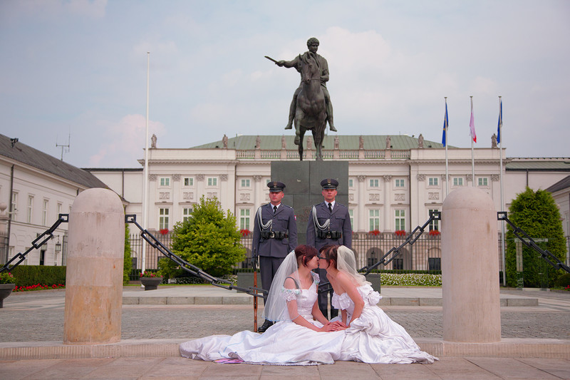 Elbląg, W Galerii EL kobietom całować się nie wolno!