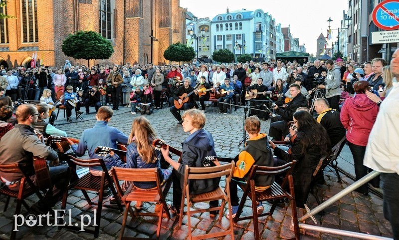 Elbląg, Nie liczy się ilość, ale zaangażowanie. Tego gitarzystom nie można odmówić