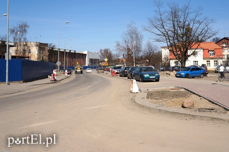 Elbląg, Nowa ulica, która powstała wzdłuż dawnych zakładów Schichaua mogłaby nosić jego imię