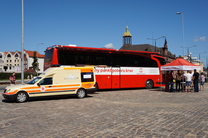 Elbląg, Biegnij na plac i oddaj krew Elbląg, Biegnij na plac i oddaj krew