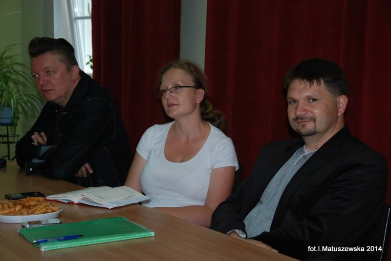 Elbląg, Elbląscy poeci w Głogowie: (od lewej) Tomasz Walczak, Dominika Lewicka-Klucznik, Wojciech Jacek Pelc, Elbląg, Elbląscy poeci w Głogowie: (od lewej) Tomasz Walczak, Dominika Lewicka-Klucznik, Wojciech Jacek Pelc,