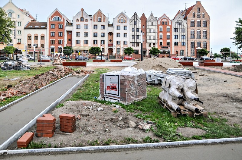 Elbląg, Do końca tygodnia skwer będzie jak nowy Elbląg, Do końca tygodnia skwer będzie jak nowy