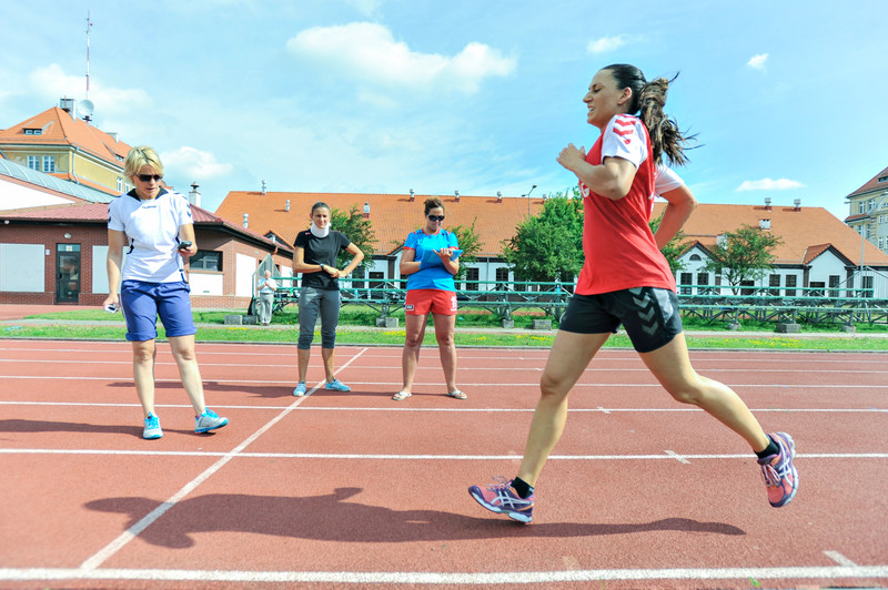Elbląg, Na początek testy (piłka ręczna)
