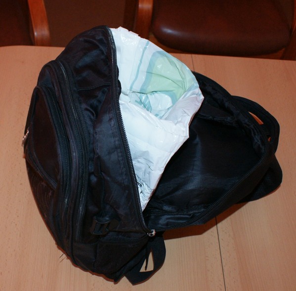 Elbląg, Nie ochronił go plecak z folią Elbląg, Nie ochronił go plecak z folią