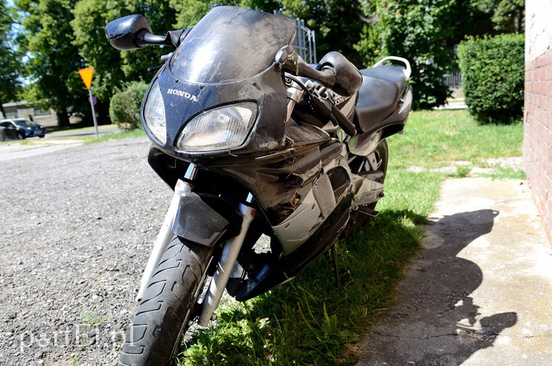 Elbląg, Ślizg na motocyklu: dwóch nastolatków w szpitalu Elbląg, Ślizg na motocyklu: dwóch nastolatków w szpitalu