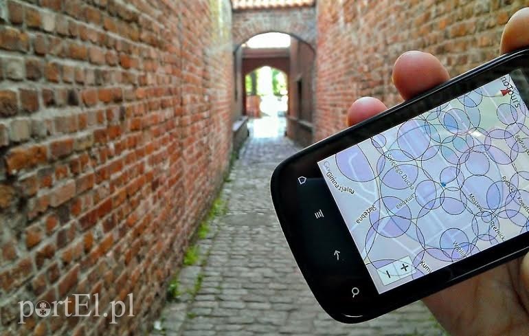 Elbląg, Te kółeczka na mapie oznaczają zakres dźwięków, które obejmują starówkę w Elblągu Elbląg, Te kółeczka na mapie oznaczają zakres dźwięków, które obejmują starówkę w Elblągu
