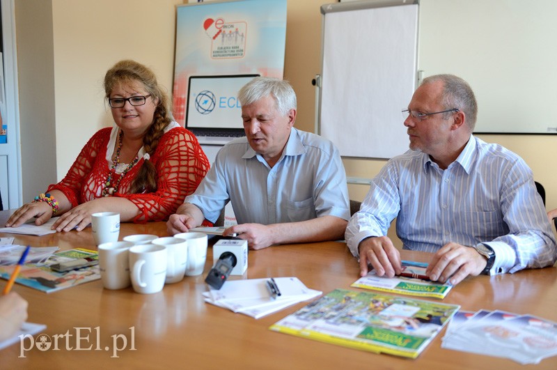 Elbląg, Od lewej: Beata Wrzosek, Zbigniew Puchalski, Jacek Protas