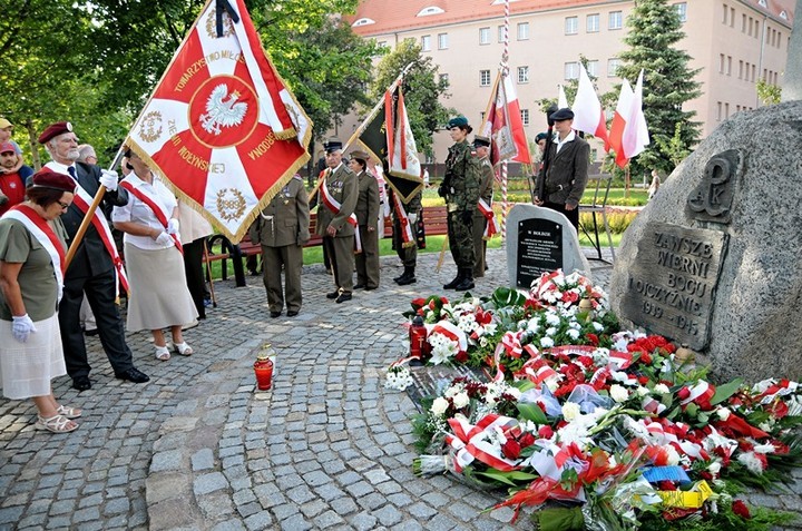 Elbląg, Chwała bohaterom - 70 lat temu walczyli o Polskę Elbląg, Chwała bohaterom - 70 lat temu walczyli o Polskę