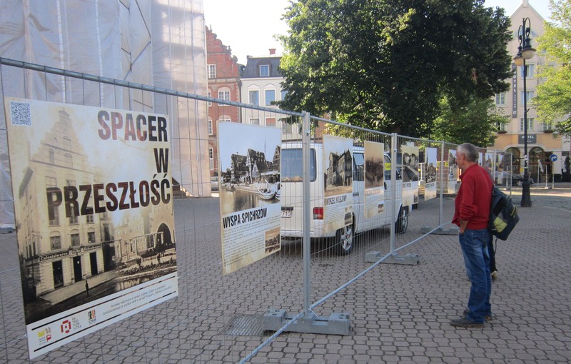Spacerkiem w przeszłość Spacerkiem w przeszłość