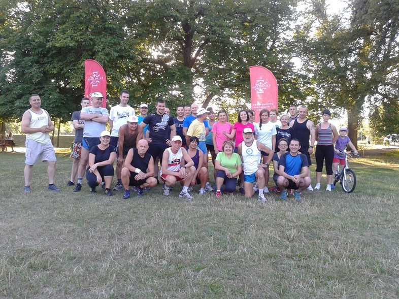 Elbląg, Elbląscy biegacze spotykają się w Bażantarni w każdy poniedziałek, środę, piątek i niedzielę Elbląg, Elbląscy biegacze spotykają się w Bażantarni w każdy poniedziałek, środę, piątek i niedzielę