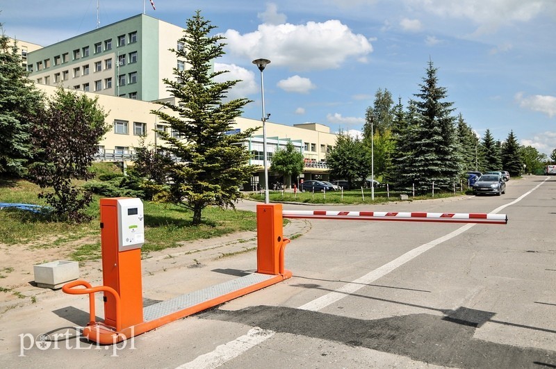 Elbląg, Taniej za parkowanie przed szpitalem Elbląg, Taniej za parkowanie przed szpitalem