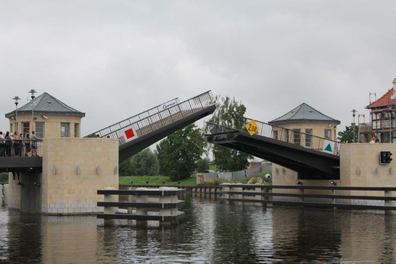 Elbląg, Pokazy sekwencyjnego otwierania mostów