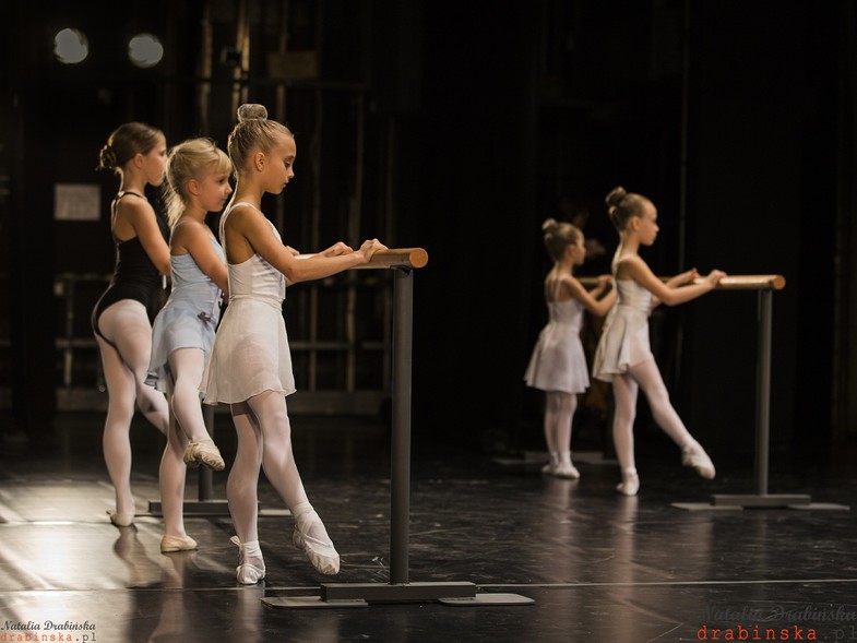 Taniec klasyczny, współczesny, hip hop, zumba, latin solo, fitness i nie tylko