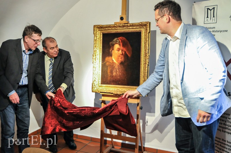 Elbląg, Dziś szefowie EPEC i EPWiK oraz prezydent Jerzy Wilk przekazali obraz Kaspra Bekiesza elbląskiemu muzeum Elbląg, Dziś szefowie EPEC i EPWiK oraz prezydent Jerzy Wilk przekazali obraz Kaspra Bekiesza elbląskiemu muzeum