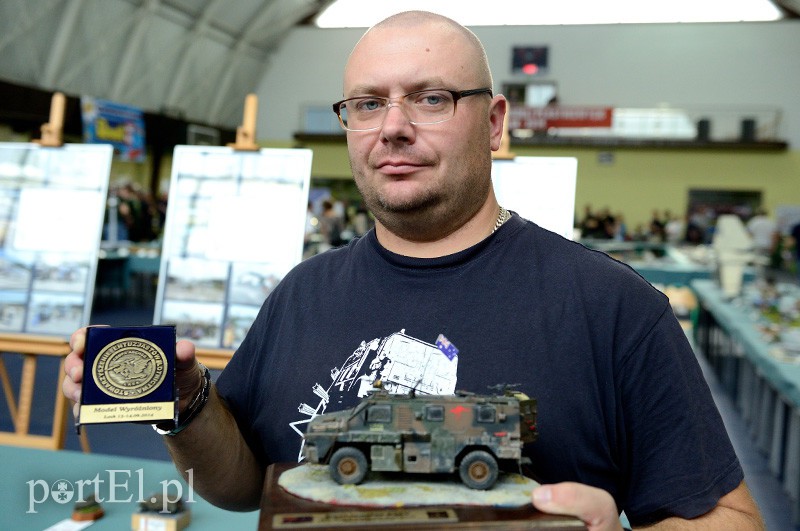 Elbląg, Elbląski modelarz Maciej Bedyński został wyróżniony za model pojazdu Bushmaster Elbląg, Elbląski modelarz Maciej Bedyński został wyróżniony za model pojazdu Bushmaster