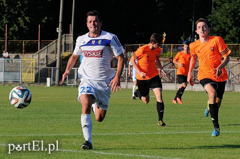 Elbląg, Pucharowe derby (piłka nożna)