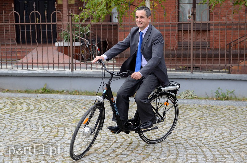 Elbląg, Jerzy Wcisła, dyrektor Biura Regionalnego dał przykład. Czeka na chętnych rowerzystów Elbląg, Jerzy Wcisła, dyrektor Biura Regionalnego dał przykład. Czeka na chętnych rowerzystów