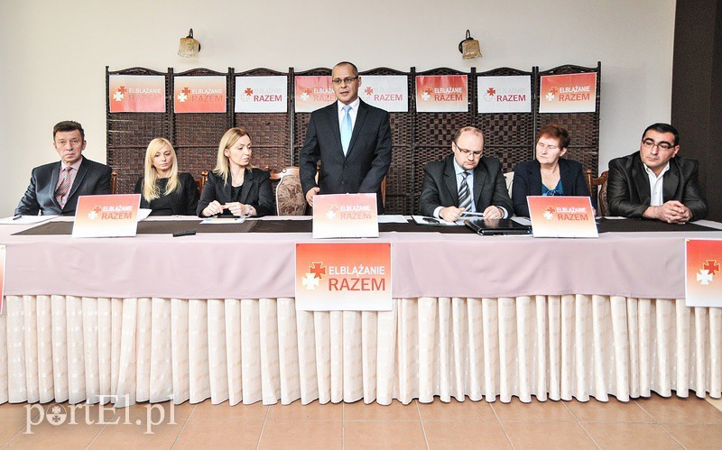 Elbląg, Kandydatem Elblążan Razem na prezydenta jest Robert Grabowski (w środku), Elbląg, Kandydatem Elblążan Razem na prezydenta jest Robert Grabowski (w środku),