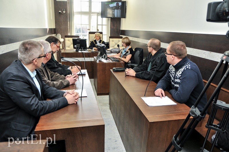 Elbląg, Członkowie EKO oraz wydawca i redaktor naczelny e24 spotkali się w sądzie