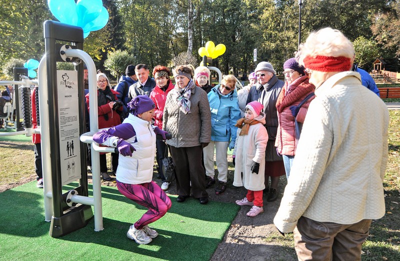 Elbląg, Seniorzy już ćwiczą w Ogrodzie Zdrowia