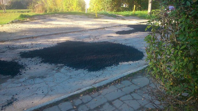 Elbląg, Na razie uzupełniono ubytki, nie oznacza to jednak, że remont się zakończył Elbląg, Na razie uzupełniono ubytki, nie oznacza to jednak, że remont się zakończył
