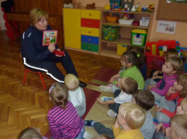 Elbląg, Policjanci w przedszkolu Elbląg, Policjanci w przedszkolu