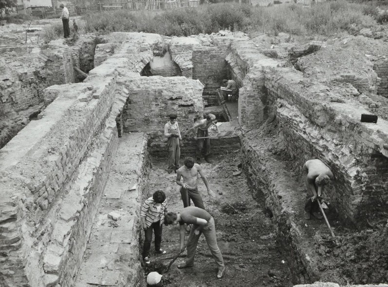 Elbląg, Prace archeologiczne w Elblągu przy ul. Stary Rynek, rok 1985, Elbląg, Prace archeologiczne w Elblągu przy ul. Stary Rynek, rok 1985,