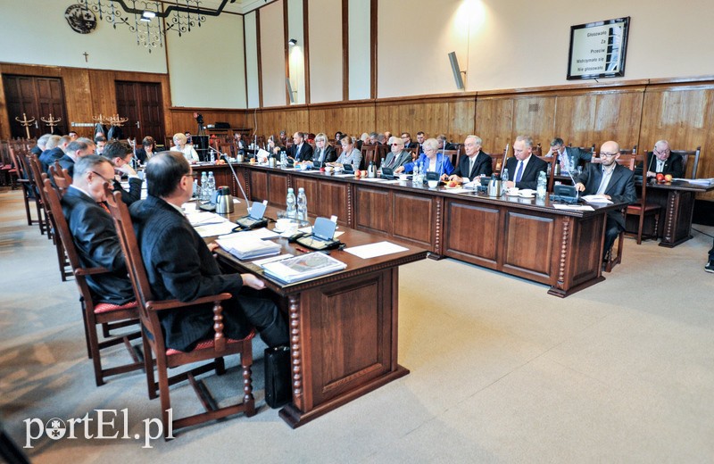 Elbląg, W czwartek (6 listopada) radni tej kadencji zebrali się po raz ostatni (fot AD)