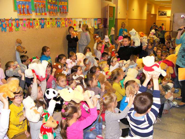 Elbląg, Misie odwiedziły SP 16