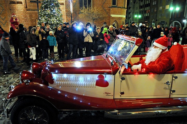 Elbląg, W ubiegłym roku na uroczystość przybył Św. Mikołaj,