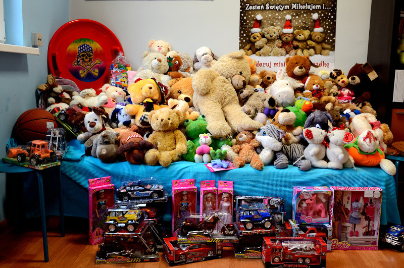 Elbląg, Misiaki-przytulaki i inne zabawki trafią jutro do dzieci