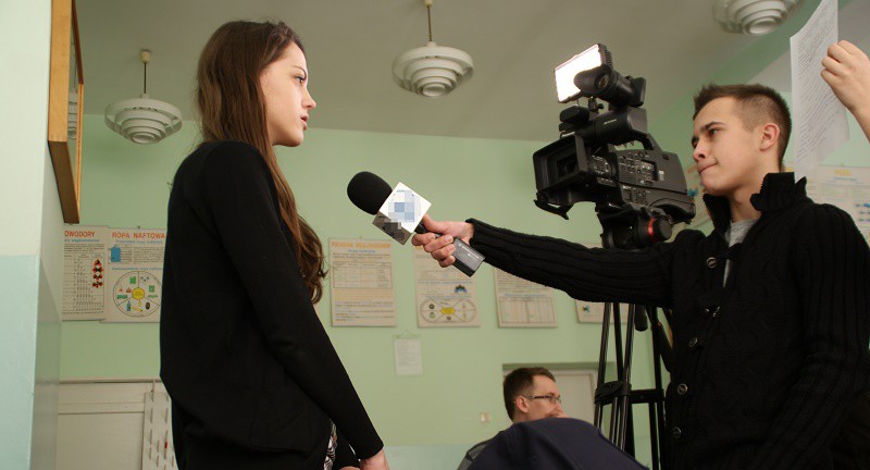 Elbląg, Uczniowie klasy mundurowej zadebiutowali przed kamerą Elbląg, Uczniowie klasy mundurowej zadebiutowali przed kamerą