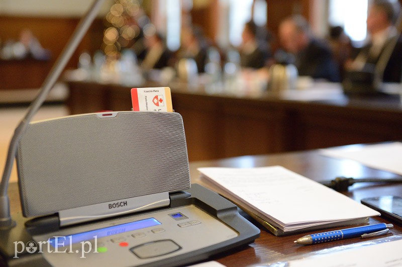 Elbląg, Oprócz udziału w sesjach, radni dyżurują i rozmawiają z mieszkańcami Elbląg, Oprócz udziału w sesjach, radni dyżurują i rozmawiają z mieszkańcami