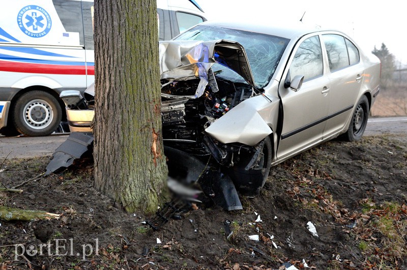 Elbląg, Wypadek na Fromborskiej: dwie osoby ranne Elbląg, Wypadek na Fromborskiej: dwie osoby ranne