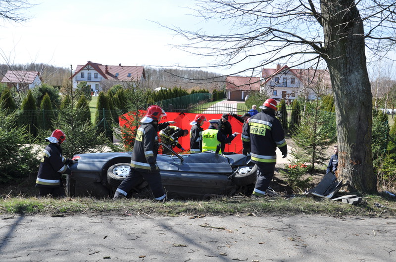 Elbląg, Braniewo: Policjanci wyjaśniają okoliczności śmiertelnego wypadku Elbląg, Braniewo: Policjanci wyjaśniają okoliczności śmiertelnego wypadku