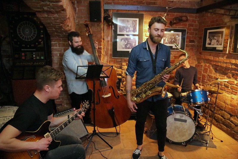 Elbląg, Jazzowe granie na finiszu