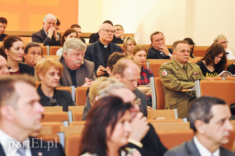 Elbląg, Konferencja odbyła się w Elbląskiej Uczelni Humanistyczno-Ekonomicznej