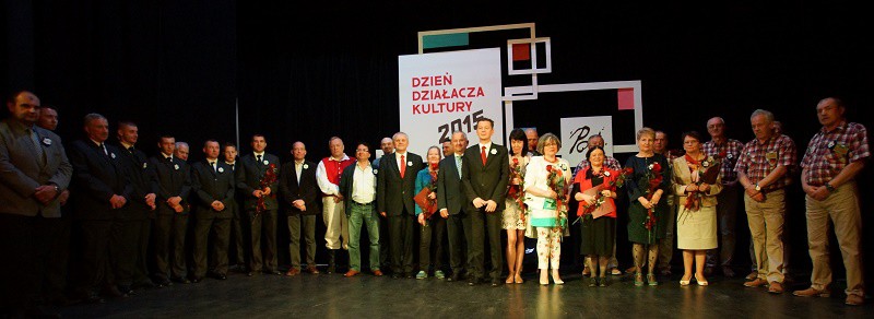 Elbląg, Powiat elbląski wyróżnił działaczy kultury