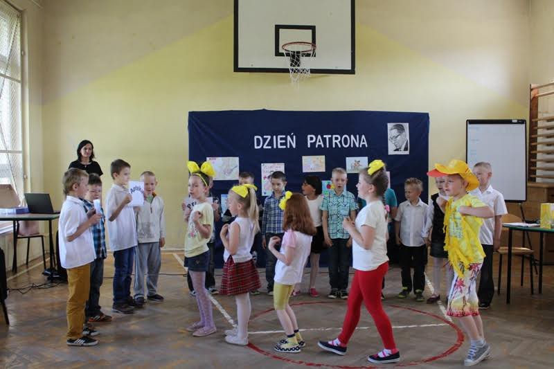 Elbląg, Dzień Patrona w SP nr 14