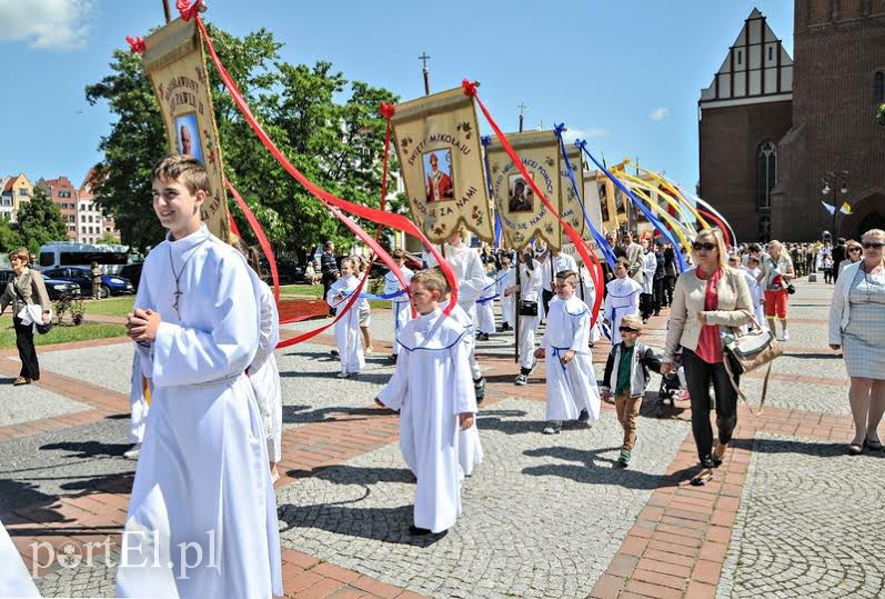 Elbląg, Procesja, która ruszyła z Katedry