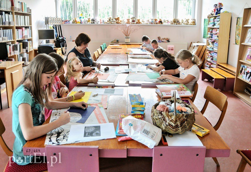 Elbląg, W filii nr 3 przy al. Piłsudskiego trwa podróż „W osiem tygodni przez osiem kontynentów" Elbląg, W filii nr 3 przy al. Piłsudskiego trwa podróż „W osiem tygodni przez osiem kontynentów"