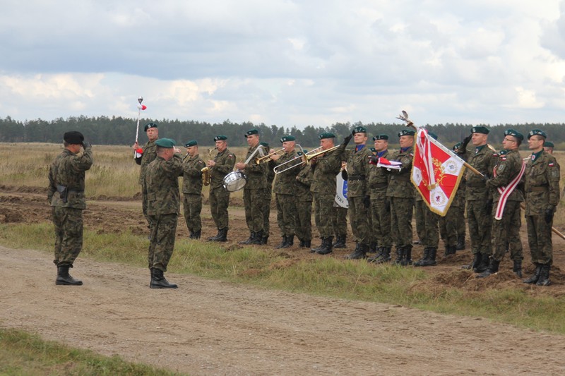 Elbląg, Świętowali na poligonie Elbląg, Świętowali na poligonie