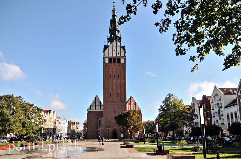 Elbląg, Dotychczas na wieżę katedralną wspięło się 27 tys. osób Elbląg, Dotychczas na wieżę katedralną wspięło się 27 tys. osób